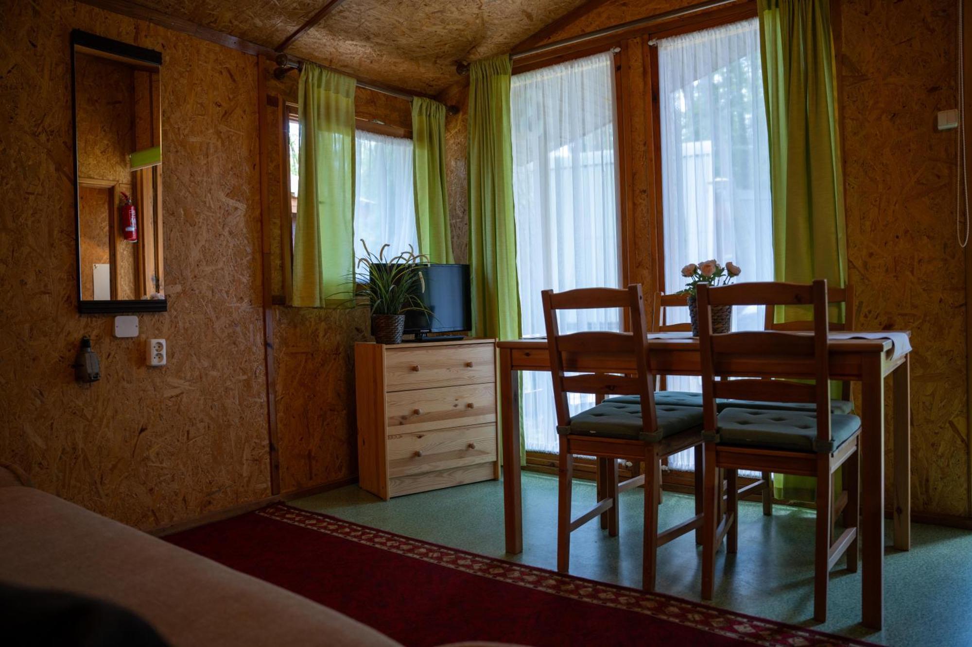Villa Leśne Ustronie à Byslaw Extérieur photo