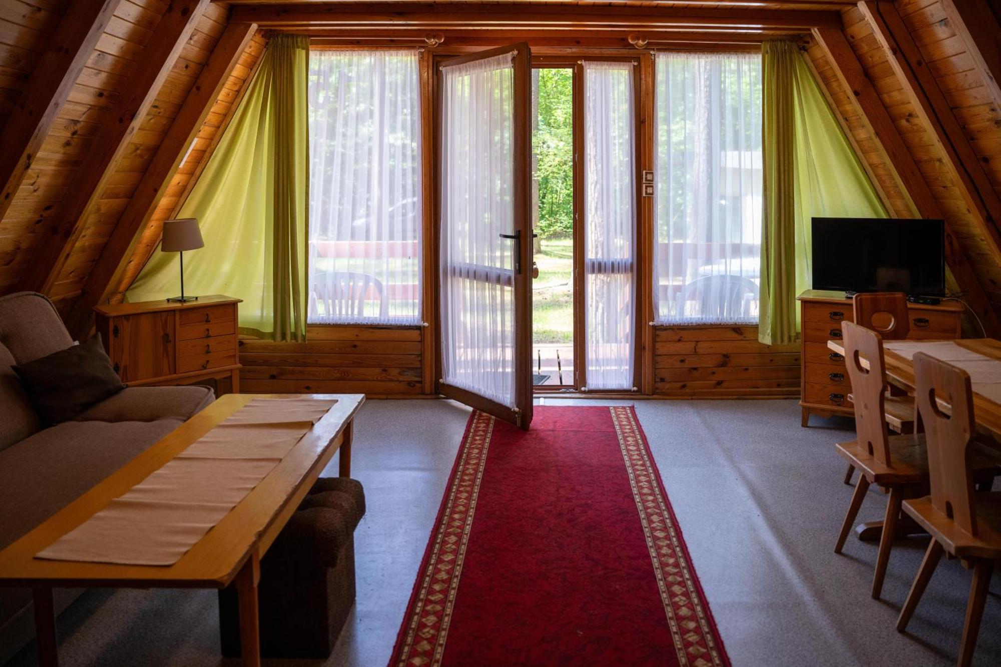 Villa Leśne Ustronie à Byslaw Extérieur photo
